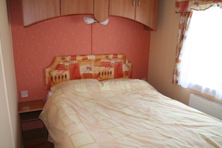 Carlton master bedroom